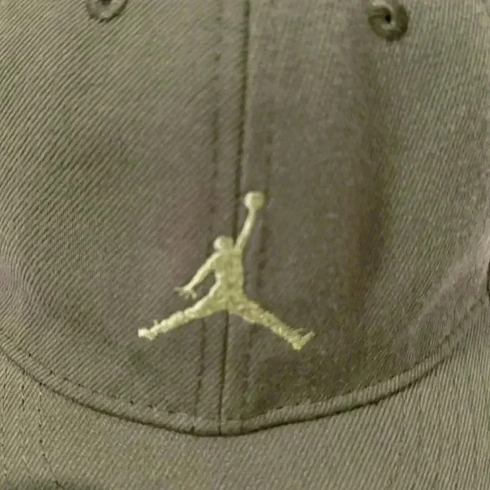 Air Jordan Youth Size Strapback Hat Green Jumpman